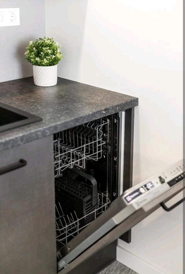 Happy Inn Laime Studio, Self Check-In-24-7, A-C, Parking-In-The-Underground-Garage 빌뉴스 외부 사진